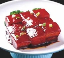 Black Garlic and Old Wine Braised Pork