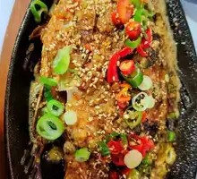Sautéed Crucian Carp on Iron Plate