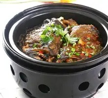 Iron Pot Fish Head