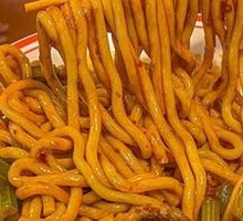 Signature Thick Soy Sauce Chicken Fried Noodles