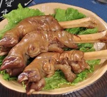 Braised Lamb Trotters in Soy Sauce