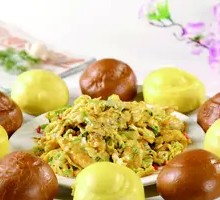 Shrimp Paste Steamed Corn Cakes