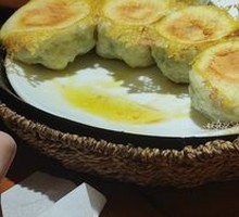 Ice Flower Pan-Fried Buns
