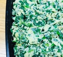 Stir-fried eggs with chives