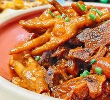 Pork Trotter and Chicken Feet Stew