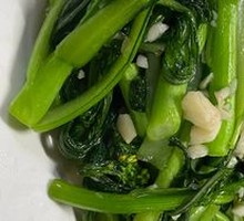 Stir-Fried Bok Choy with Garlic