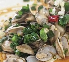 Scallion Oil Sea Clams