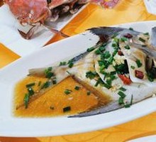 Spanish Mackerel with Rice Cake