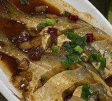 Braised Medium-sized Spanish Mackerel