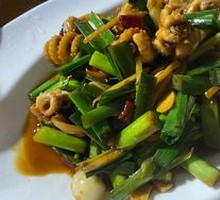 Stir-Fried Baby Octopus with Garlic Chives