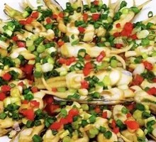 Scallion Oil Clams