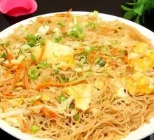 Stir-Fried Rice Noodles