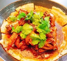 Homestyle Chicken and Corn Cake