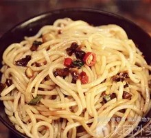 Minced Pork with Rice Noodles