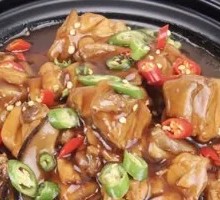 Stewed Chicken with Brown Sauce