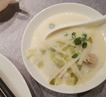Ningbo Snow Cabbage Wild Yellow Croaker Soup