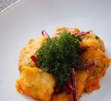 Yong. Dried Sea Moss Pan-Fried Silver Pomfret