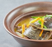 Mountain Tea Oil Stewed Old Softshell Turtle