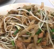 Stir-Fried Rice Noodles