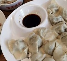 Chinese cabbage and pork dumplings