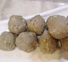 Fresh Handmade Beef Meatballs