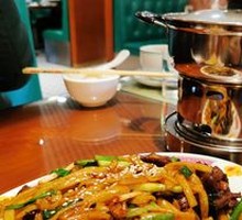 Hong Kong Style Stir-Fried Beef Hor Fun