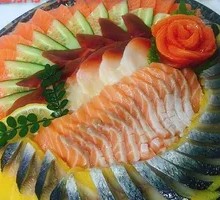 Sea Urchin and Silver Carp with Fish Belly