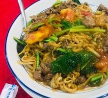 Stir-Fried Beef Rice Noodles