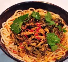 酸菜肉丝粉