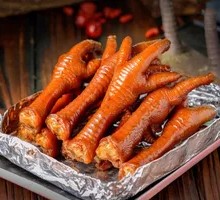 Sichuan-style Pickled Chicken Feet