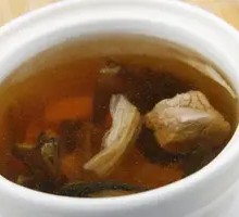 Dried Vegetable and Southern Apricot Stewed Pork Lung Soup