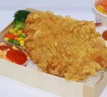 Pan-fried Pork Chop Rice with Twin Sauces