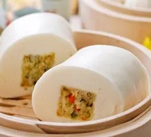 Stuffed Glutinous Rice Rolls