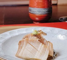 Abalone Stewed with Liver Sauce