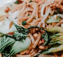 Rongji 95 Stir-Fried Rice Noodles