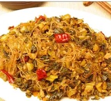 Sour Cabbage and Pork Stir-Fried Rice Noodles