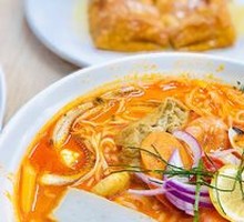 Golden Seafood Tom Yum Guo Diao Noodles