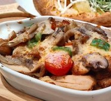 Cheese Mushroom Chicken Rice Bake
