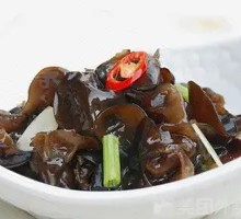 Cold-mixed black fungus