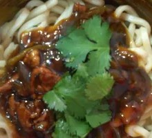 Green Pepper Shredded Pork Noodles