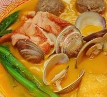 Tom Yum Hong Kong Noodles