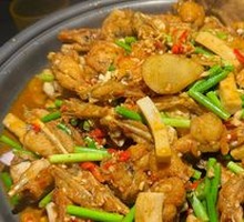 Garlic-Flavored Frog Legs