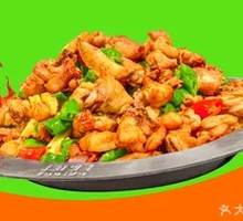 Stir-fried Chicken with Green Pepper in Dry Pot