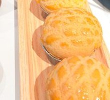 Oat Pineapple Bun