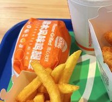 Fruitwood-Flavored Chicken Burger