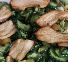 Crispy Cucumber Stir-Fried with Pork Belly