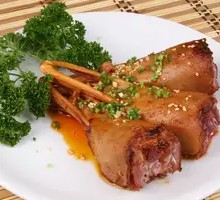 Braised Duck Jaw