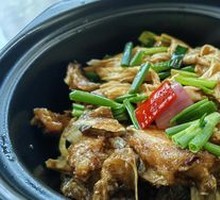Fish Head with Dried Tofu Stew