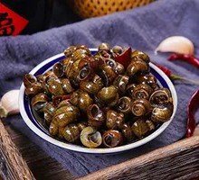 Bamboo Shoot and Snail with Perilla