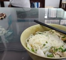 Pork Ball and Pork Slice Noodles